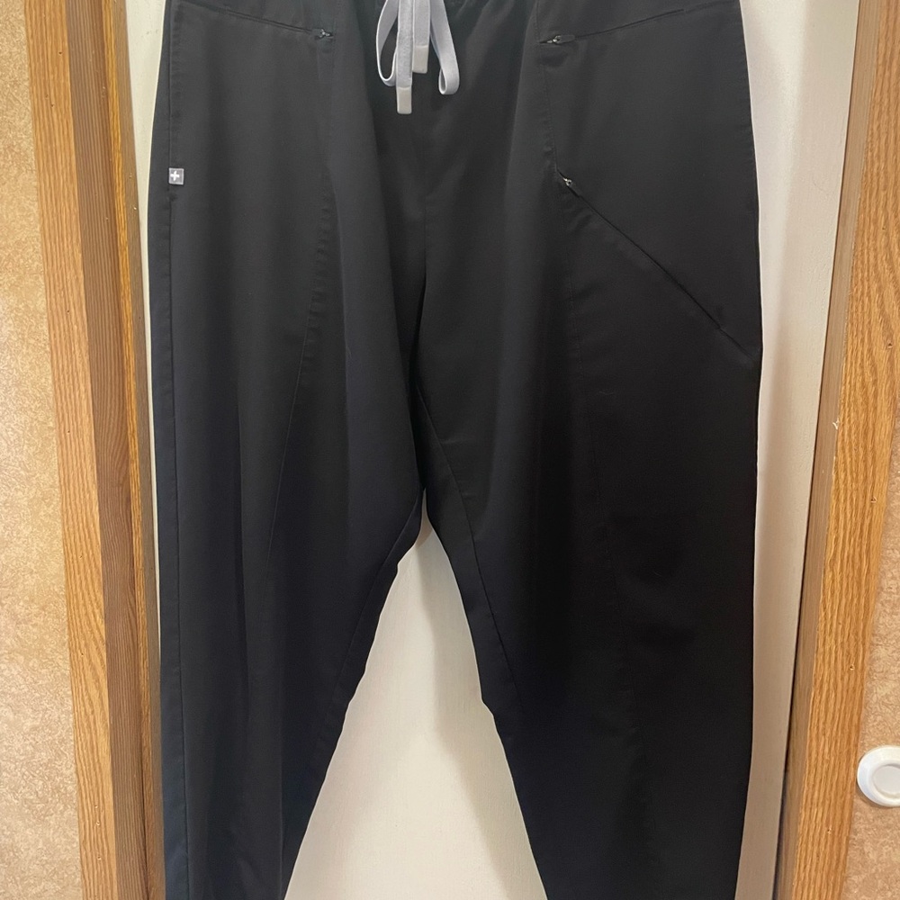 Figs Black Drawstring Scrub Jogger Pants